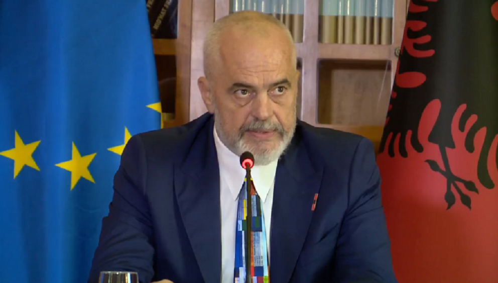 Tensionet ne veri, Shqiperia harton draftin per Asociacionin e komunave serbe